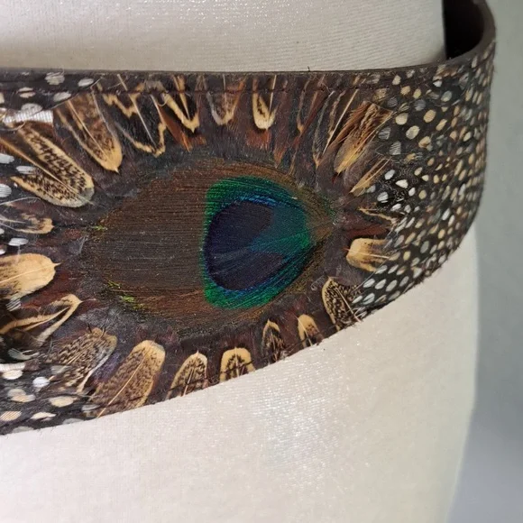 Peacock Feather Vintage 80’s Belt Gold Tone Clasp Genuine Peacock Adjustable - Picture 3 of 10